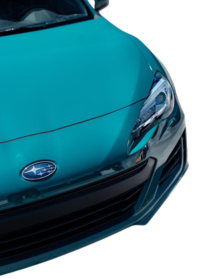 green racing car